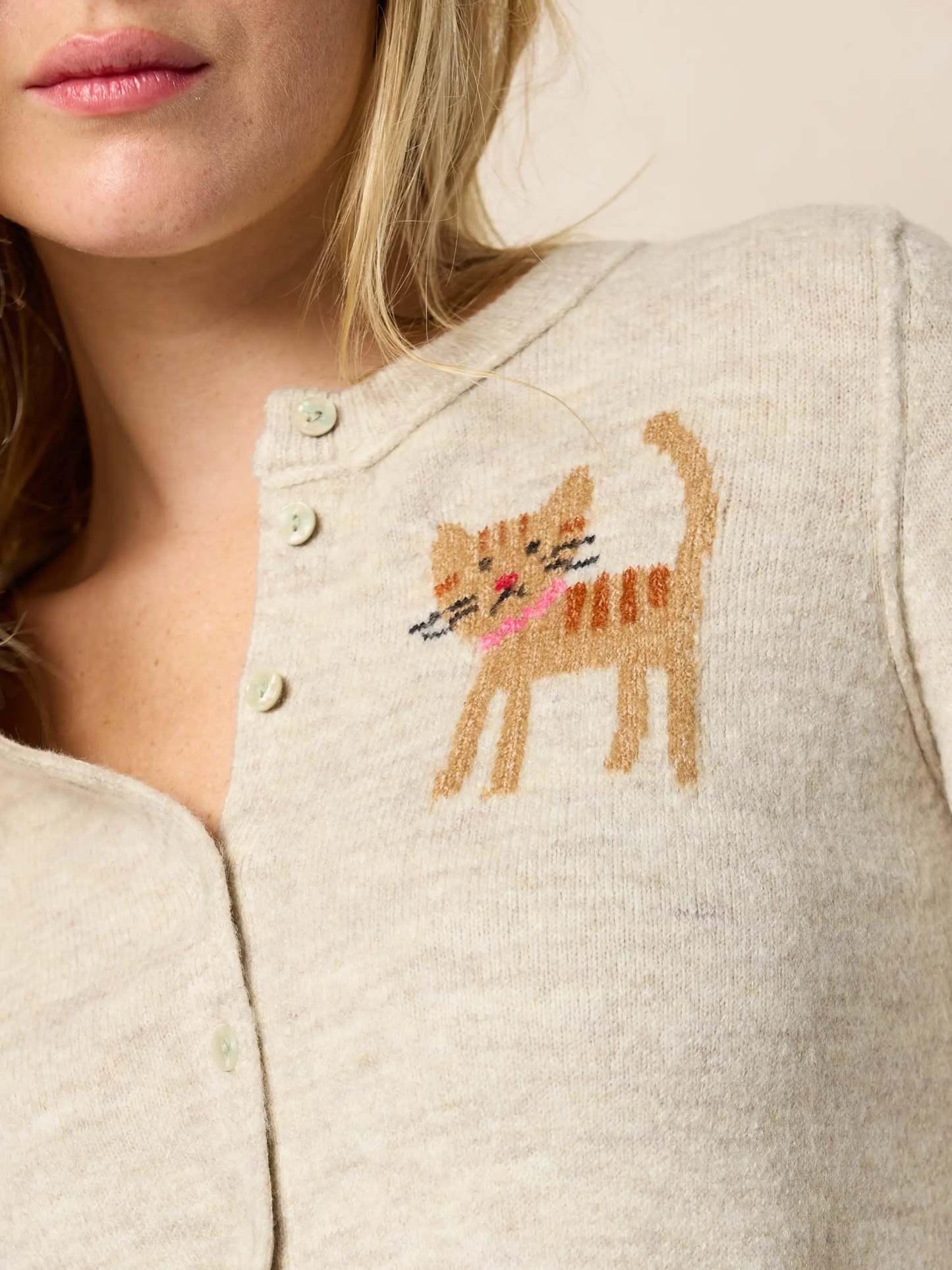 Intarsia Icon Cardigan Sweater - Cream Cat