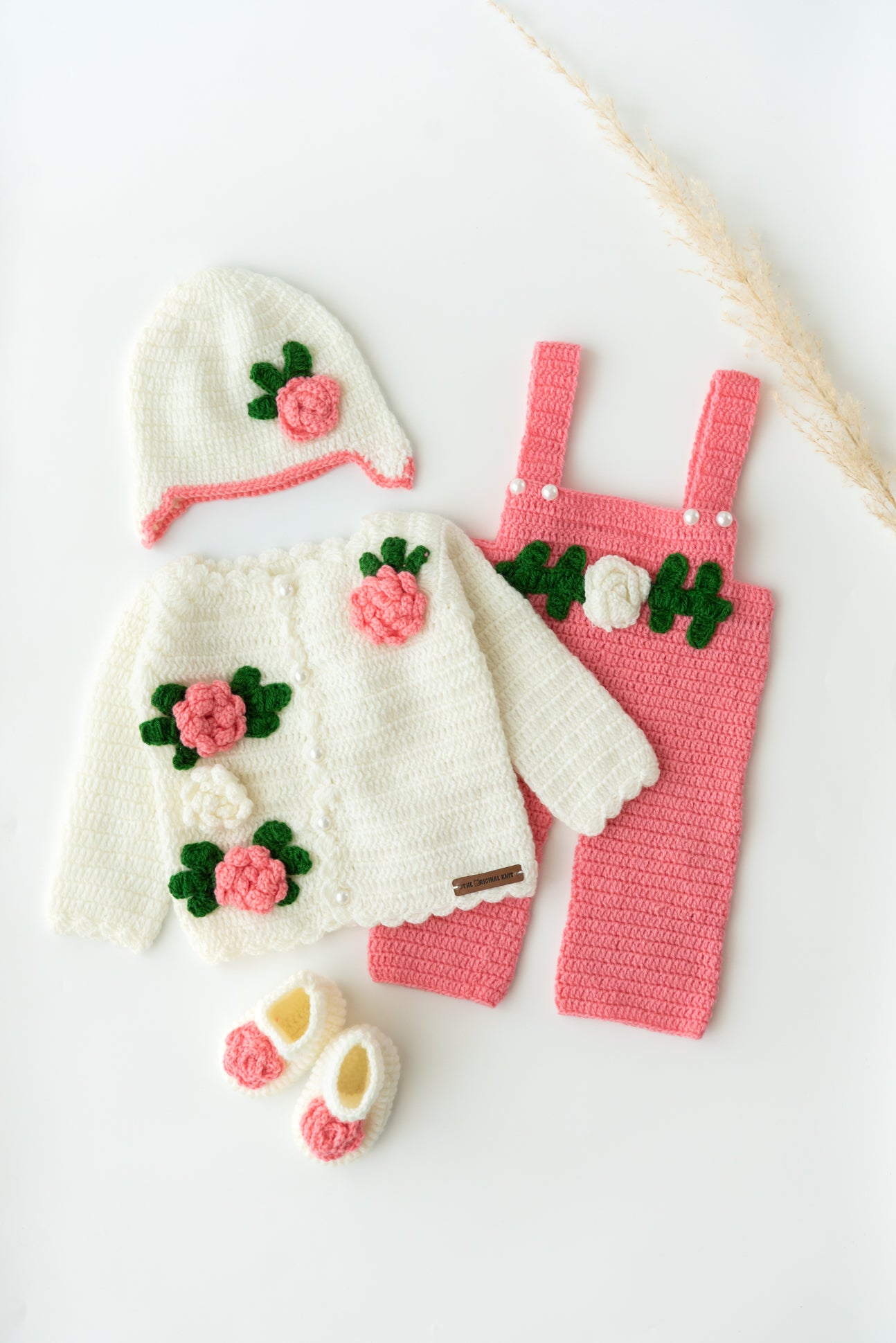 Handmade Flower Embellished Dungaree Set- Off White & Pink