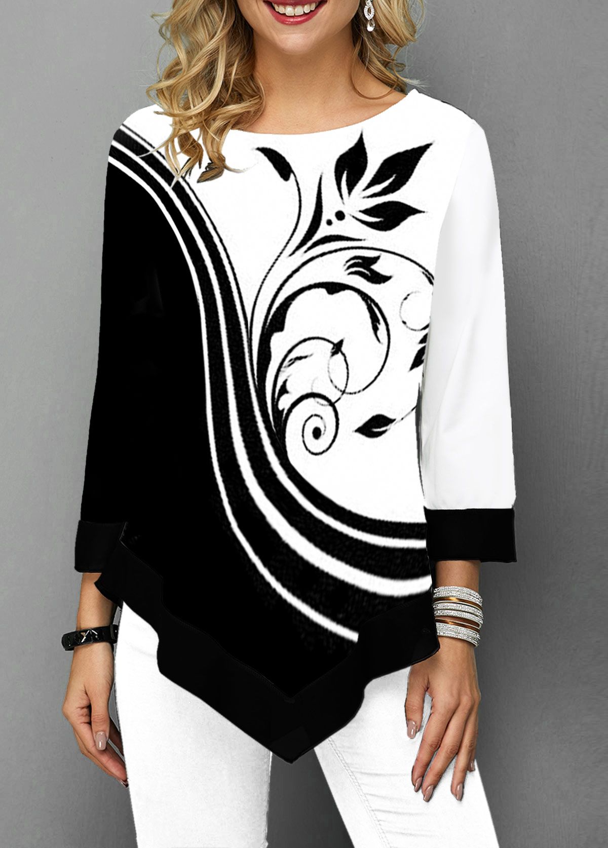 Women's Half Sleeve V-neck Plaid Top