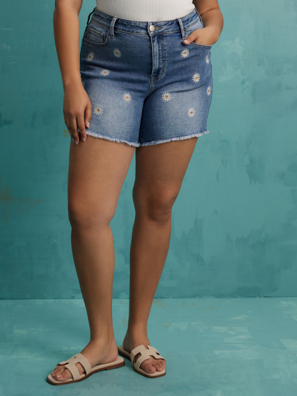 Lyla Daisy Denim Shorts