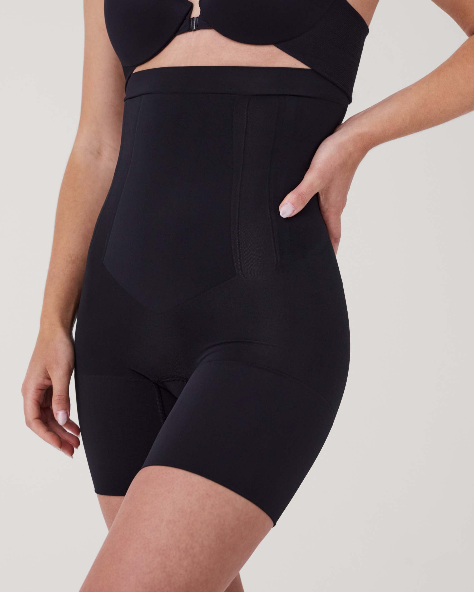 OnCore High-Waisted Mid-Thigh Short