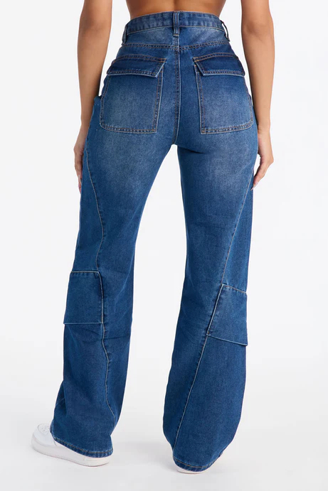 Perfectly Aligned Straight Leg Jeans - Dark Wash