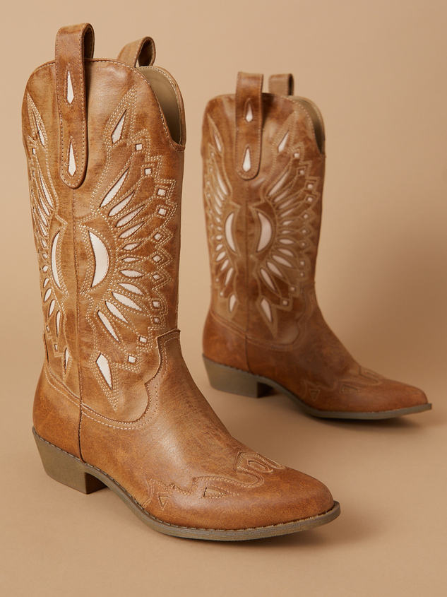 Bandera Wide Width & Calf Cut Out Western Boots