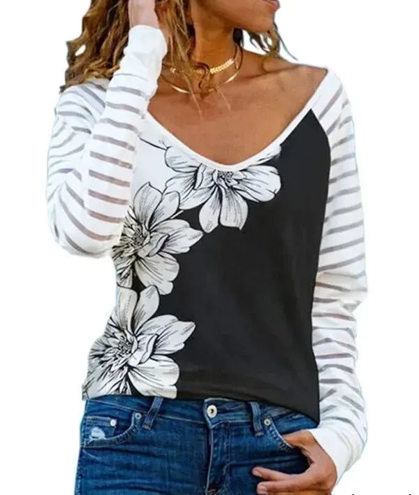 Women's Half Sleeve V-neck Plaid Tops