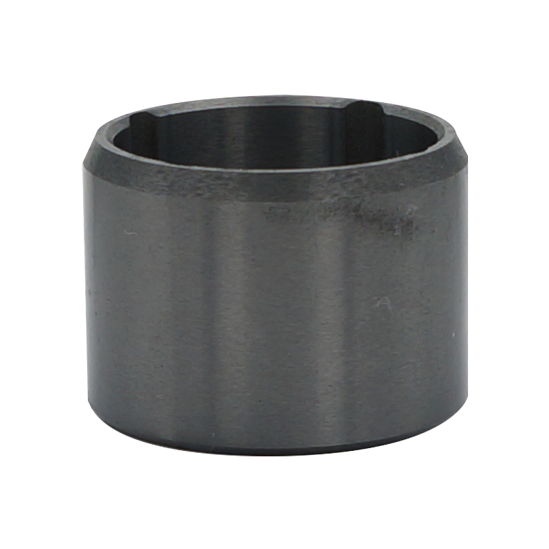 Bushing with oil groove