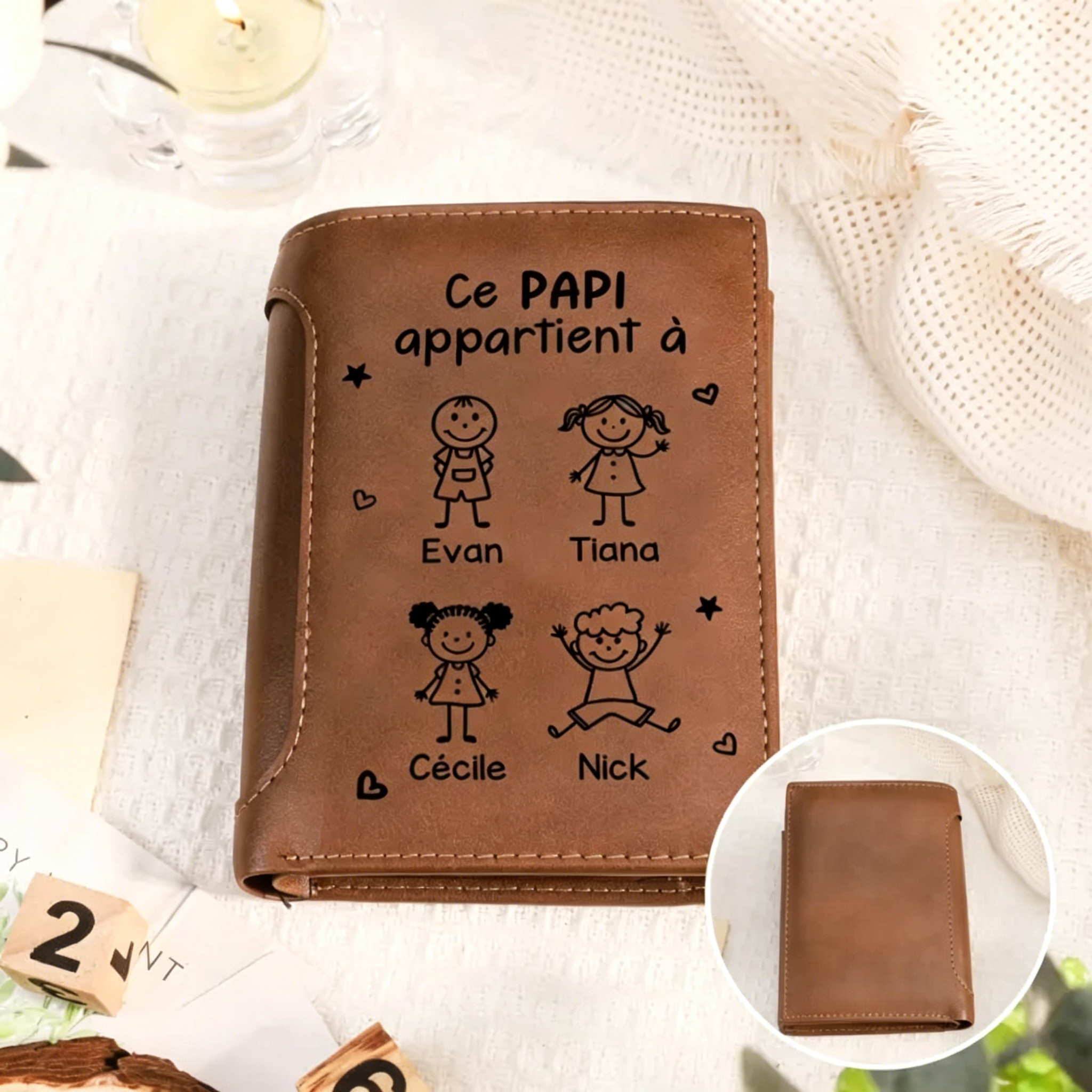 Portefeuille en Cuir Personnalisé à trois volets avec de 1 à 6 Prénoms d’enfants, cadeau pour Papa ou Grand-Père