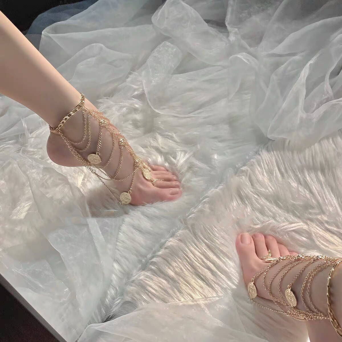 Bracelet de Cheville bohème multicouche avec pampilles – Bijou de Pied élégant en Or ou Argent | Jessemade