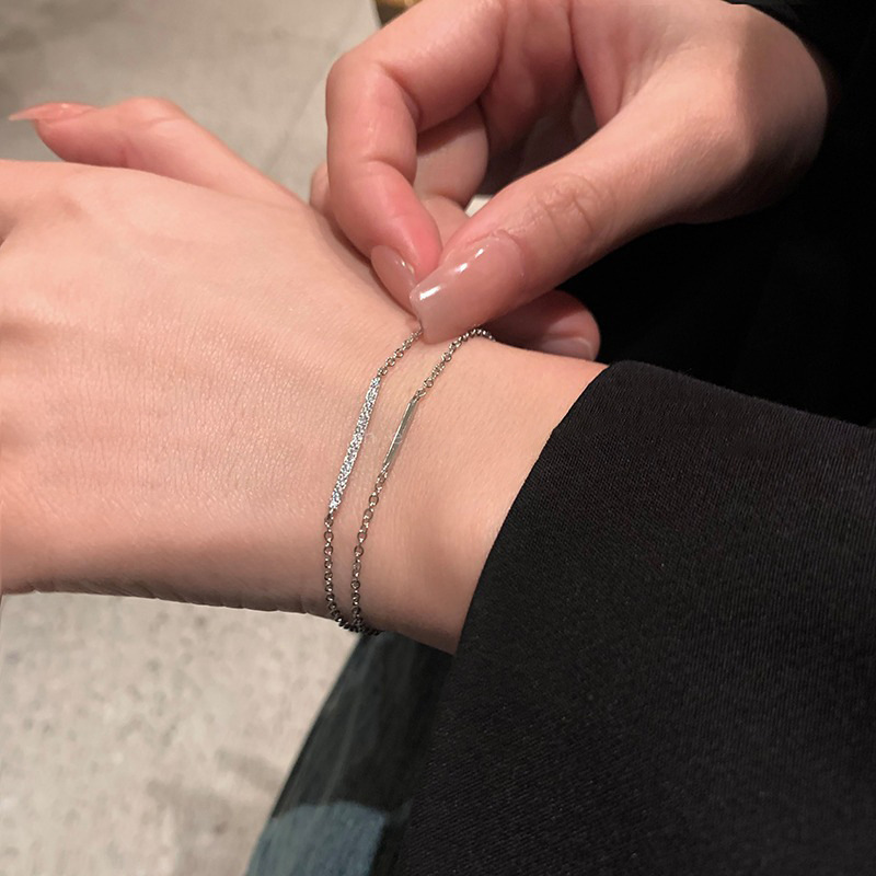 Bracelet Femme Double Chaîne en Argent avec Pendentifs Barres Pavées | Jessemade