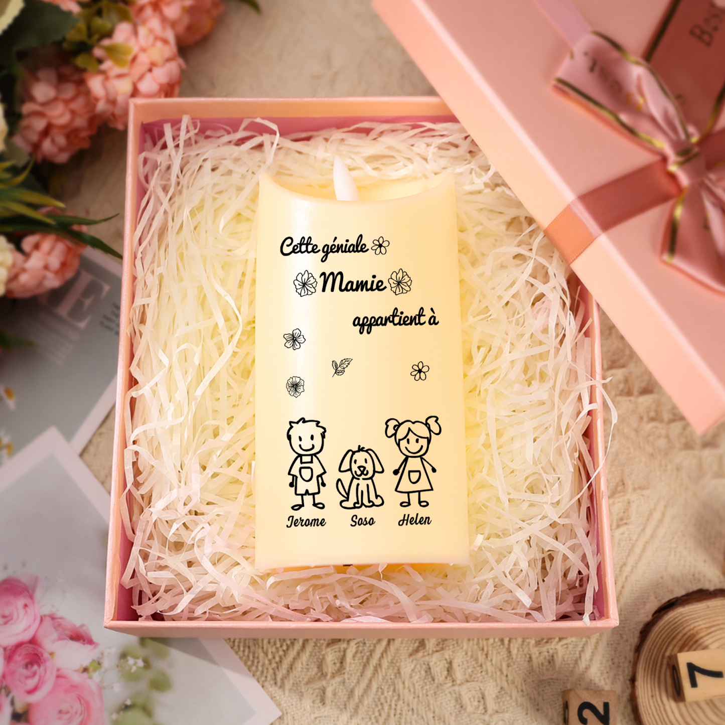 À Mamie - Bougie Électronique 3 Prénoms Personnalisés avec 3 Dessins Bougie LED Avec Coffret pour Mamie | Jessemade