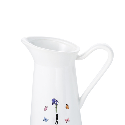 À Maman/Mamie - Vase Personnalisé 1-6 Prénoms et Fleurs de Naissance avec 2 Textes Vase Forme Pichet en Céramique (sans fleurs) | Jessemade