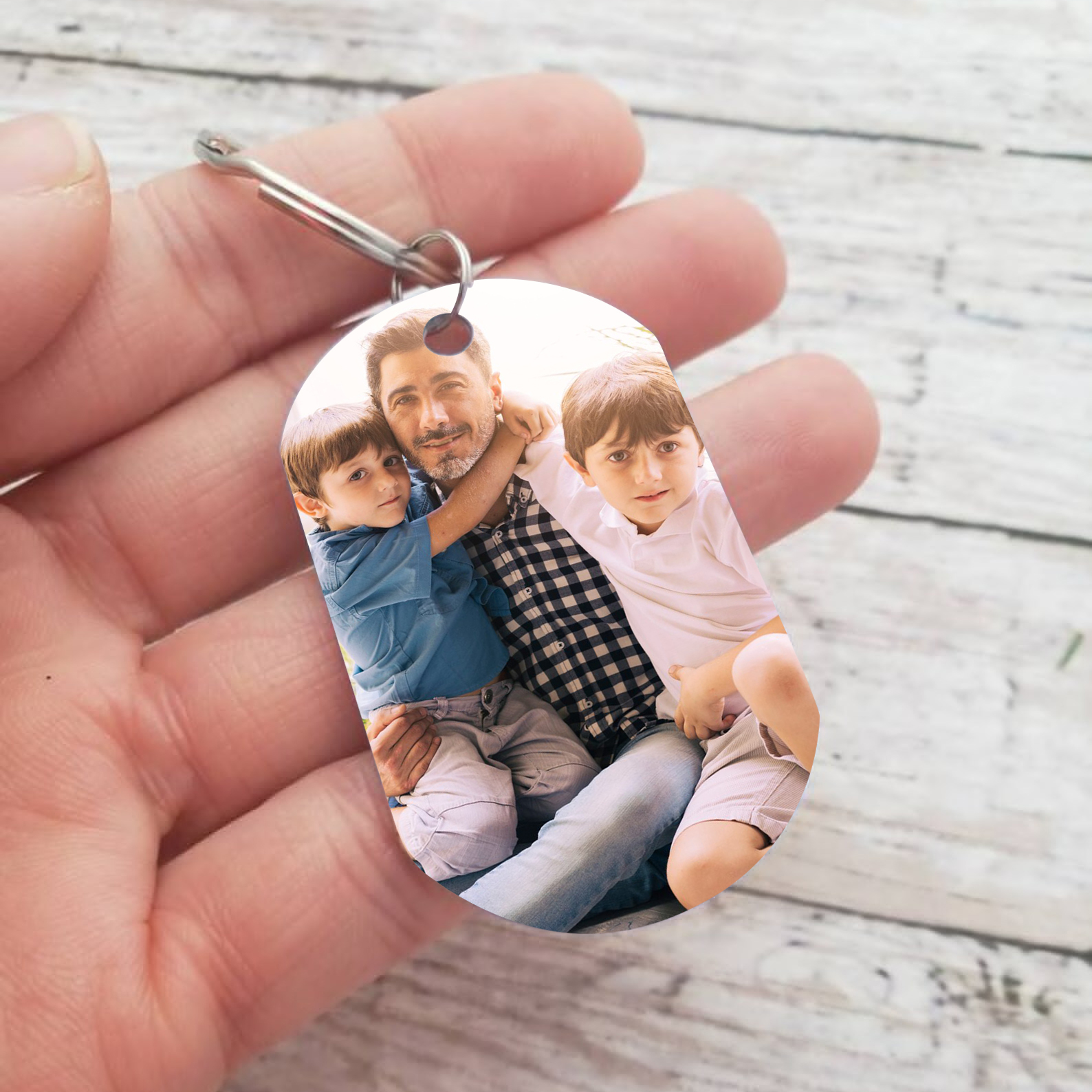 À mon Papa - Porte-Clés Personnalisé avec 2-5 Prénoms et Poings avec 1 Photo Cadeau pour “Meilleur Papa du Monde” | Jessemade