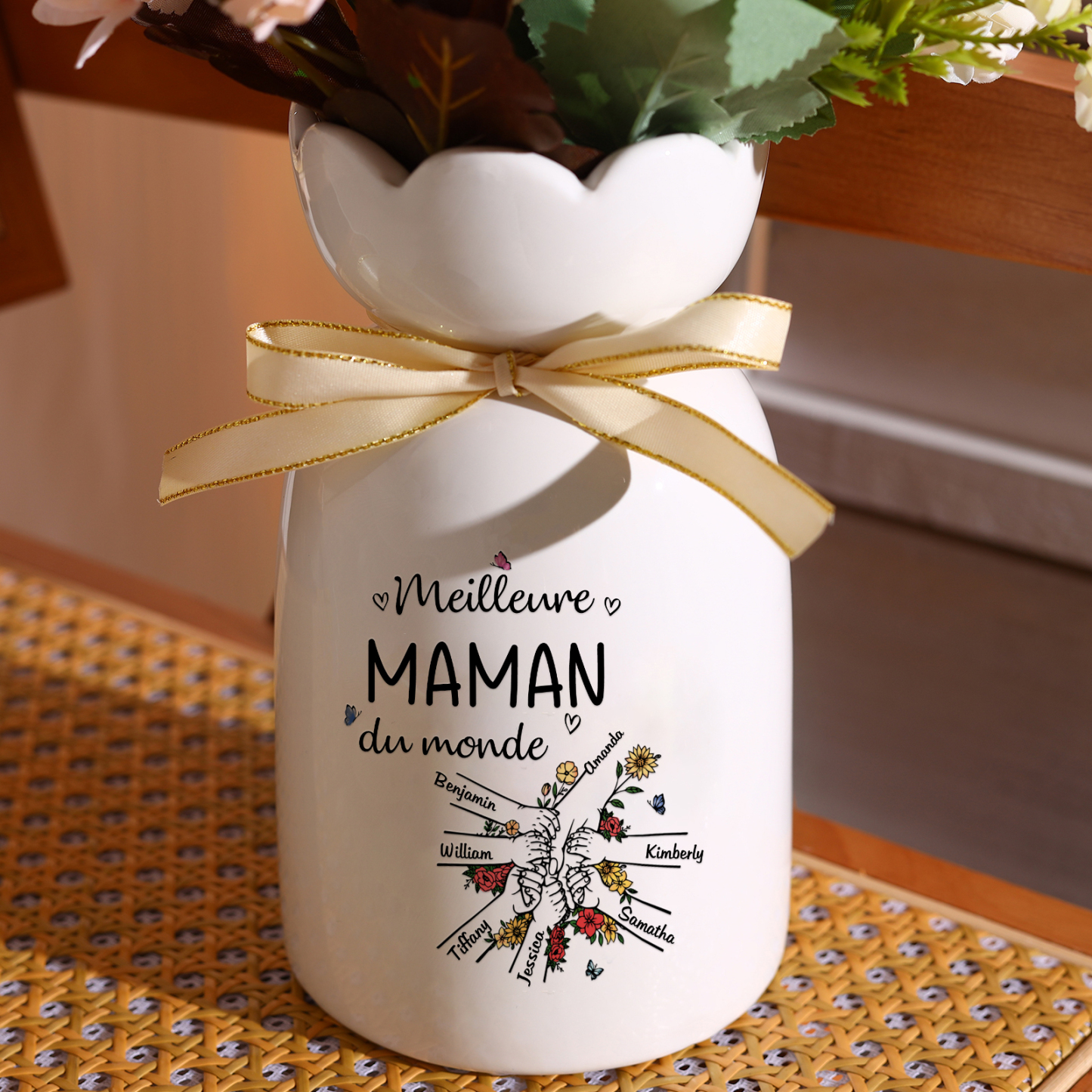 À ma Maman/Mamie-Vase Personnalisé avec 2-7 Prénoms et 1 Tetxe Vase la Main dans la Main avec Ruban en Céramique (sans fleurs) | Jessemade
