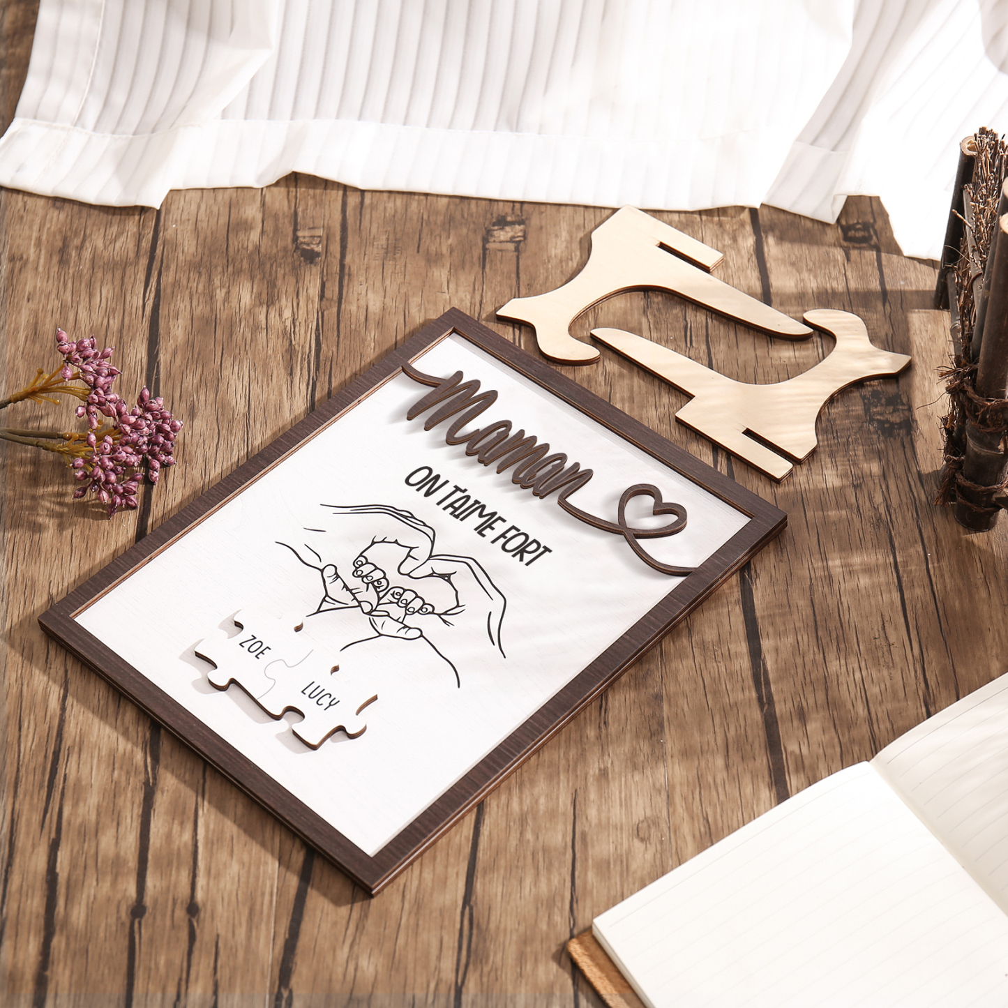 À Maman - Décoration en bois Mains et Puzzles 2 Prénoms et 1 Texte Personnalisés Ornement Famille