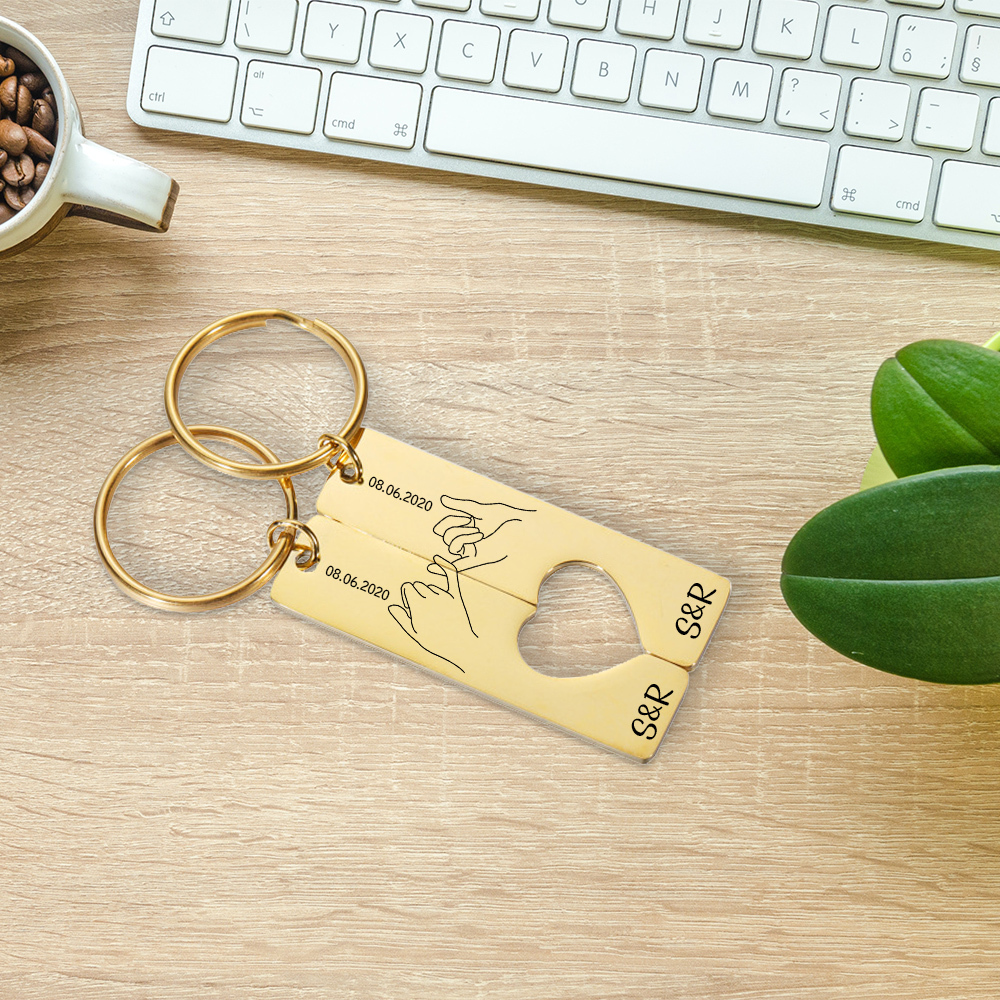 Porte-Clés la main dans la main 2 Lettres Personnalisés avec 1 Date
