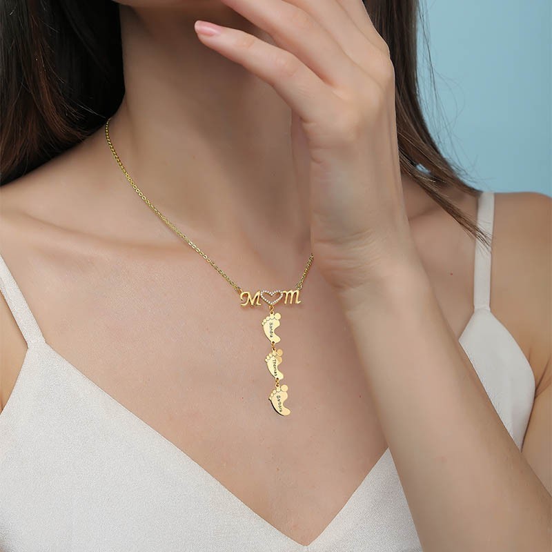 Collier Pied Bébé 5 Prénoms Personnalisés pour Maman