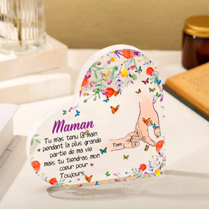 À ma Maman - Plaque Acrylique en Forme de Cœur 1 Prénom Personnalisé la Mian dans la Main