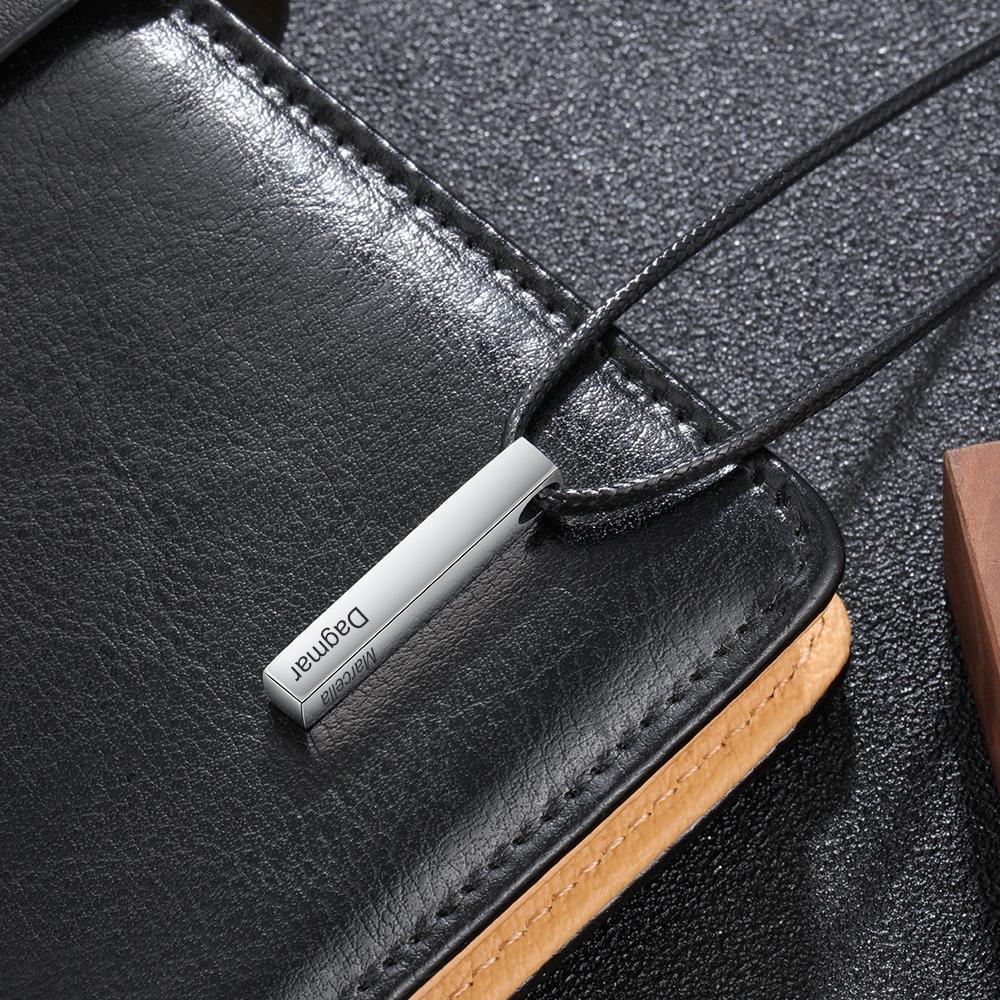 Collier Barre 4 Prénoms Gravés Pour Homme