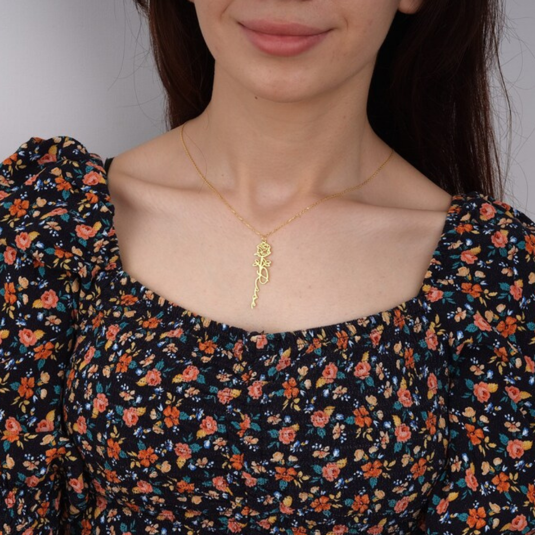 Collier prénom personnalisé 12 fleurs de naissance