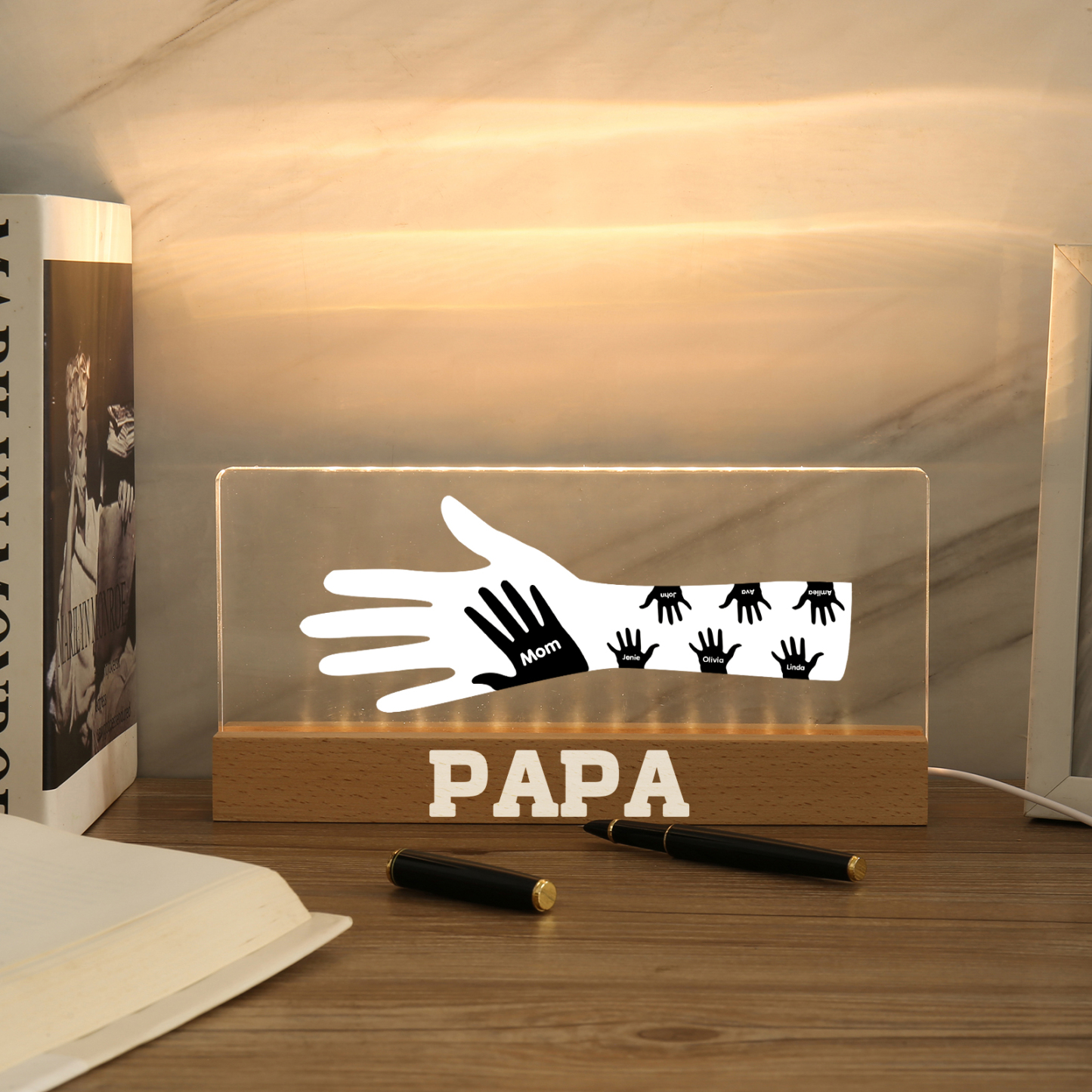 À Papa/Maman- Lampe de chevet LED Mains 7 Prénoms Personnalisés avec Texte pour Famille