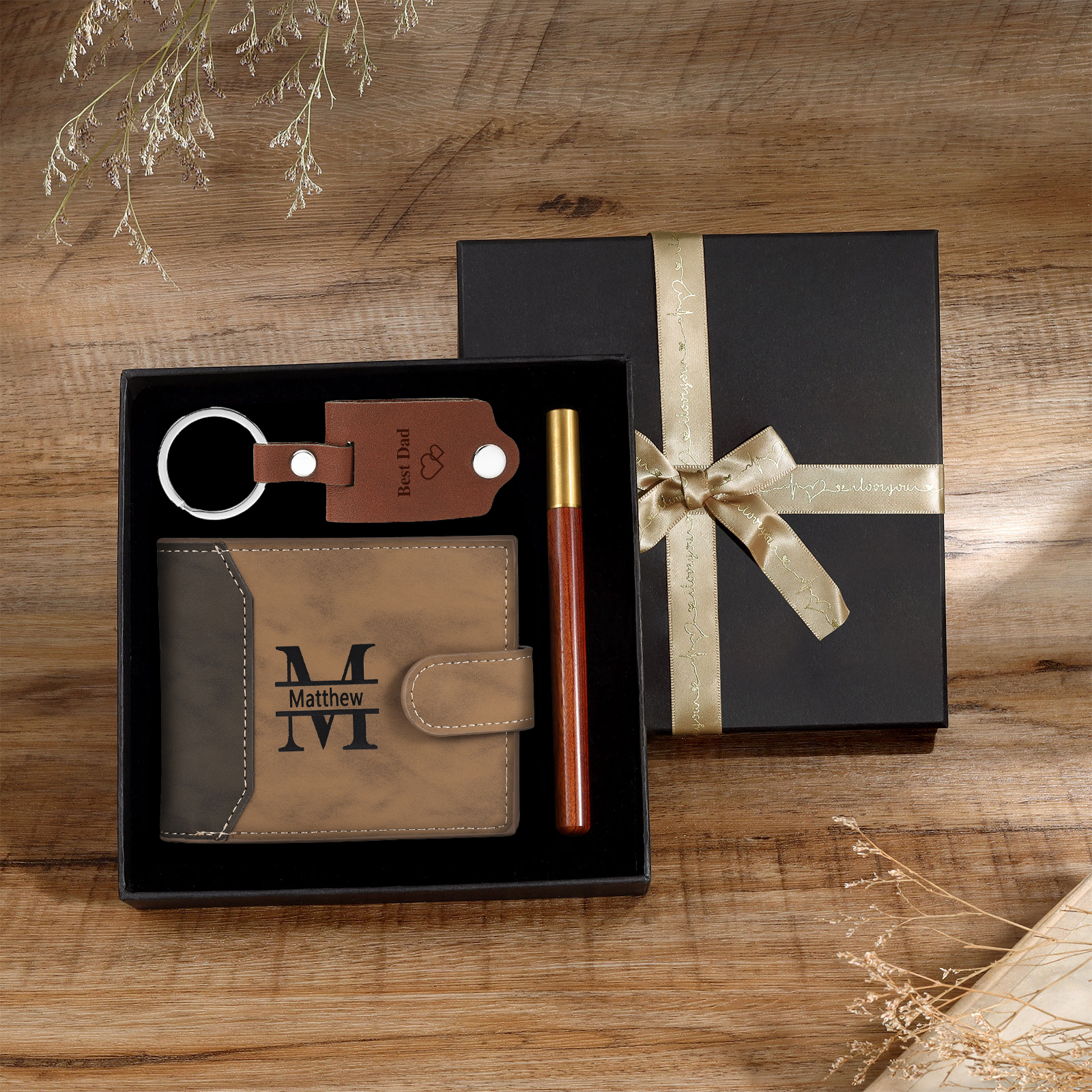 Coffret Cadeau 3PCS - Portefeuille classique Porte-Clés et Stylo 1 Prénom et Lettre Personnalisés avec 2 Textes et 2 Photos Coffret Cadeau pour Homme