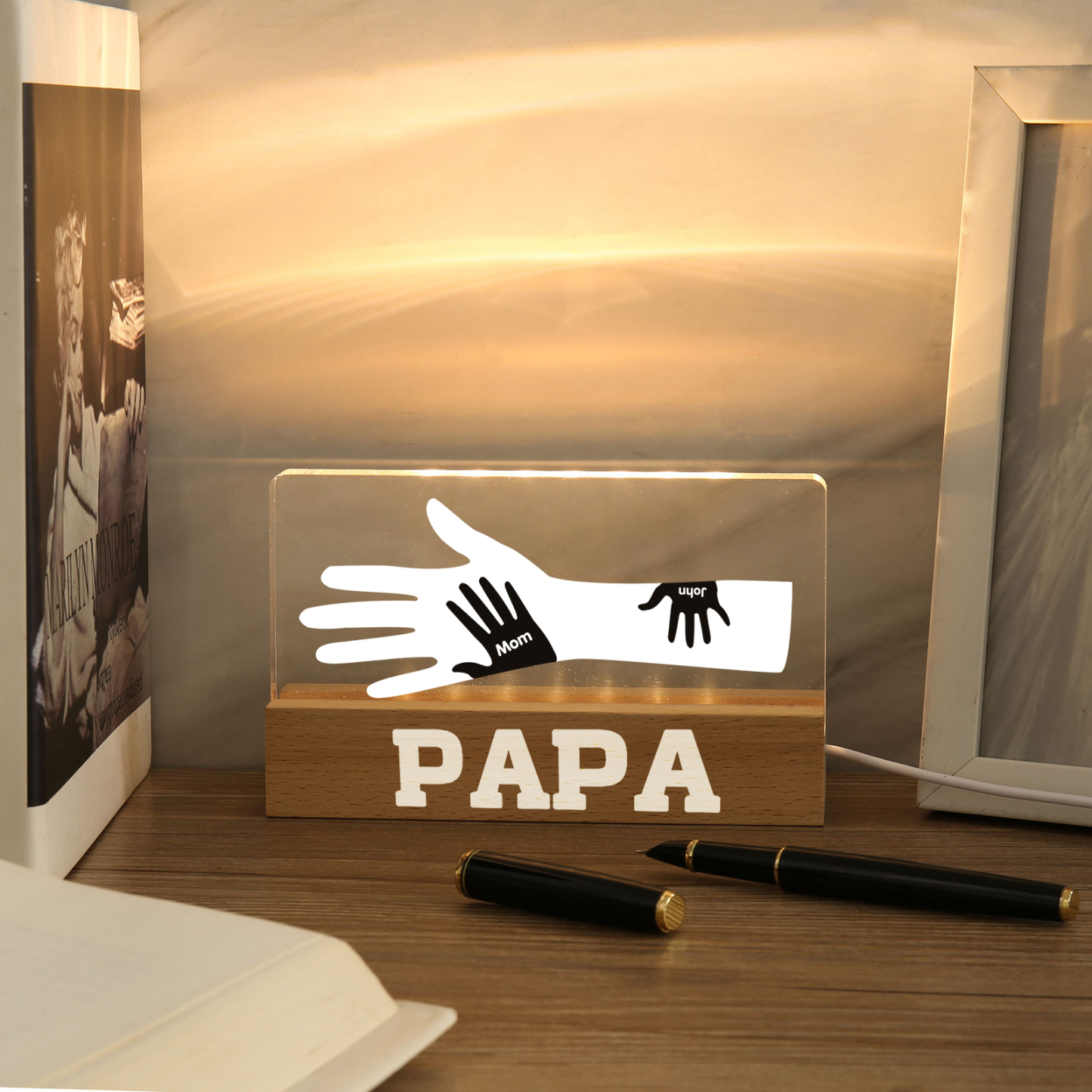 À Papa/Maman- Lampe de chevet LED Mains 2 Prénoms Personnalisés avec Texte pour Famille