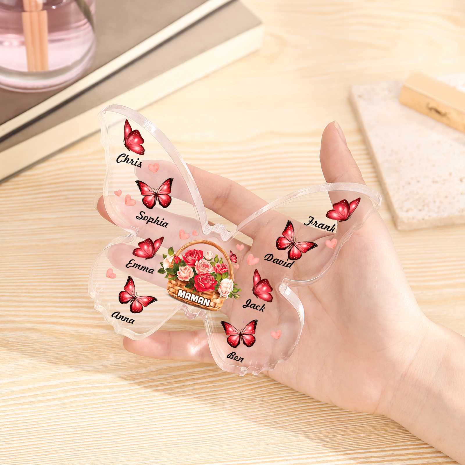 À Maman/Mamie - Plaque Acrylique en forme de Papillon 8 Prénoms et 1 Texte Personnalisés Decoration Fleurs et Papillons