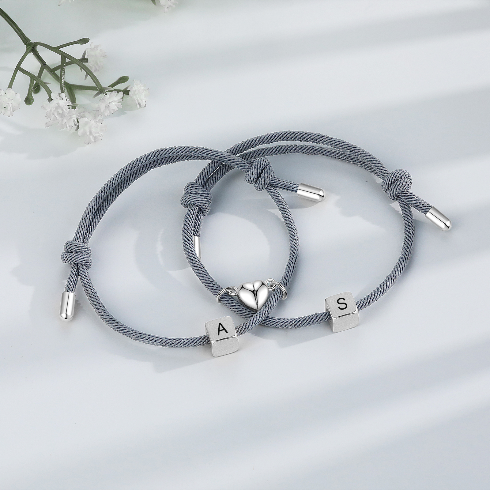 Bracelet Initiale Magnétique 2 Lettres Personnalisées pour Couple｜Jessemade