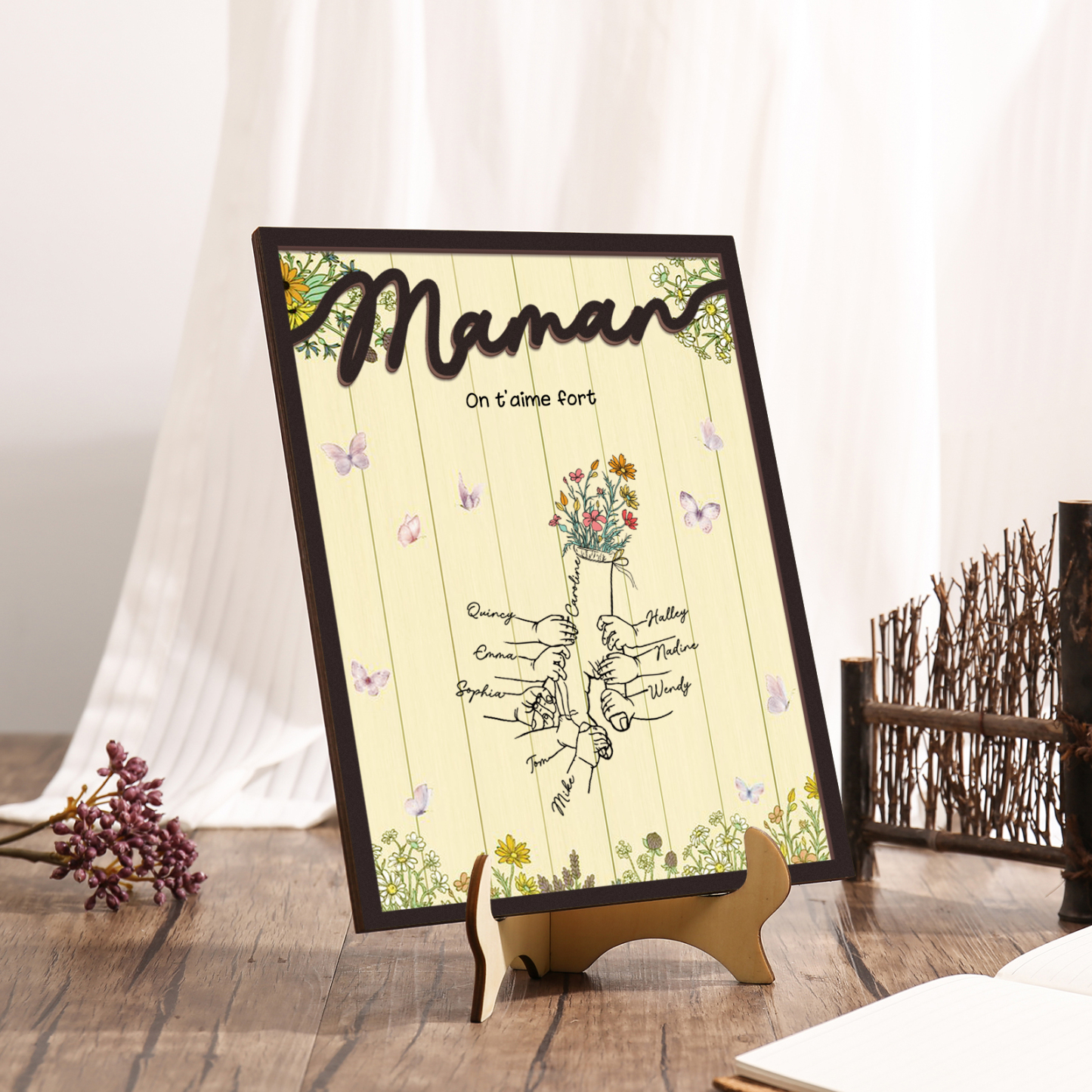 À Maman - Décoration en bois la Main dans la Main 9 Prénoms Personnalisés Ornement Famille