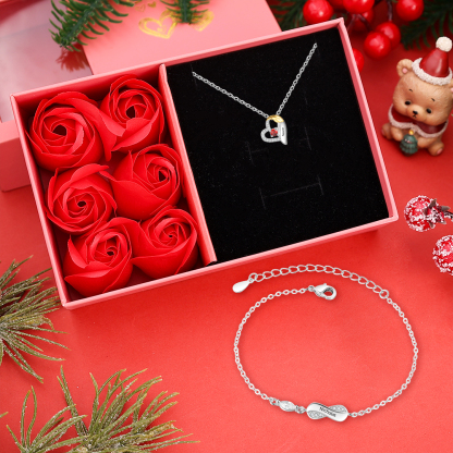 Coffret Cadeau Personnalisé : Collier et Bracelet Gravés avec Roses – Cadeau Émotionnel et Raffiné | Jessemade