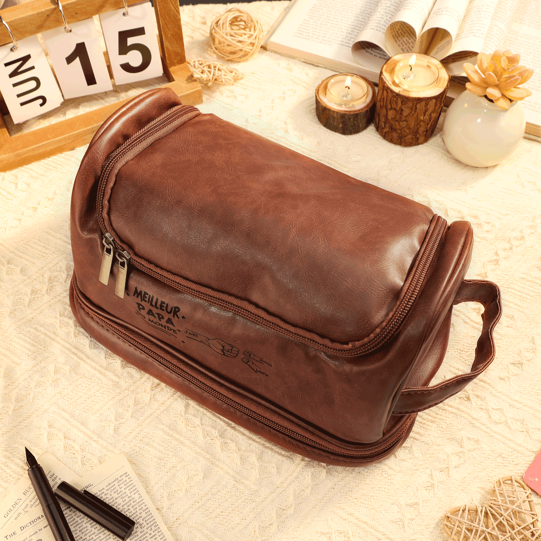 Trousse de toilette Personnalisée avec 3 Prénoms en motif Poing – Cadeau pour Papa | Jessemade