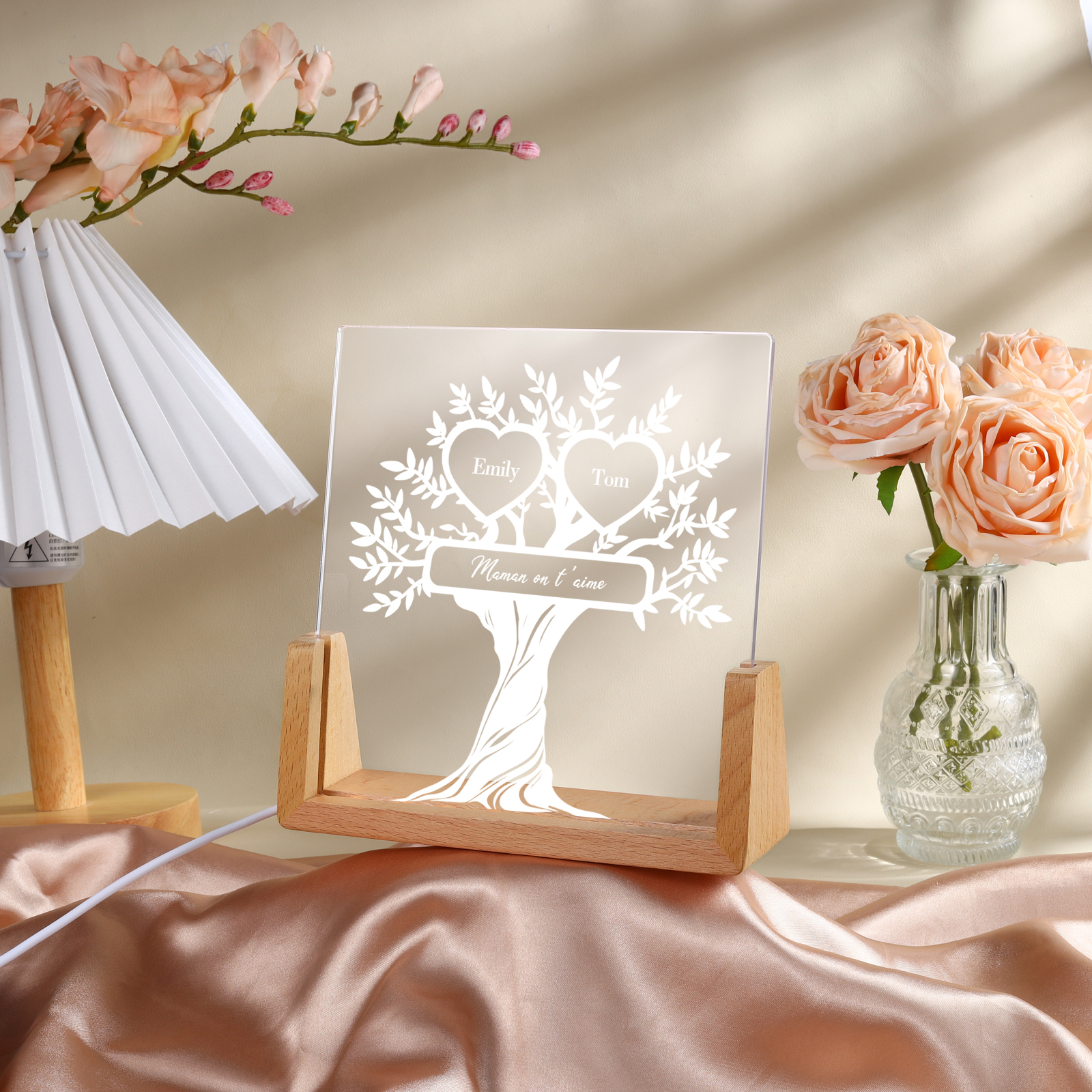 À Maman/Mamie - Lampe de chevet LED Arbre de Vie 2 Prénoms Personnalisés avec Texte pour Famille