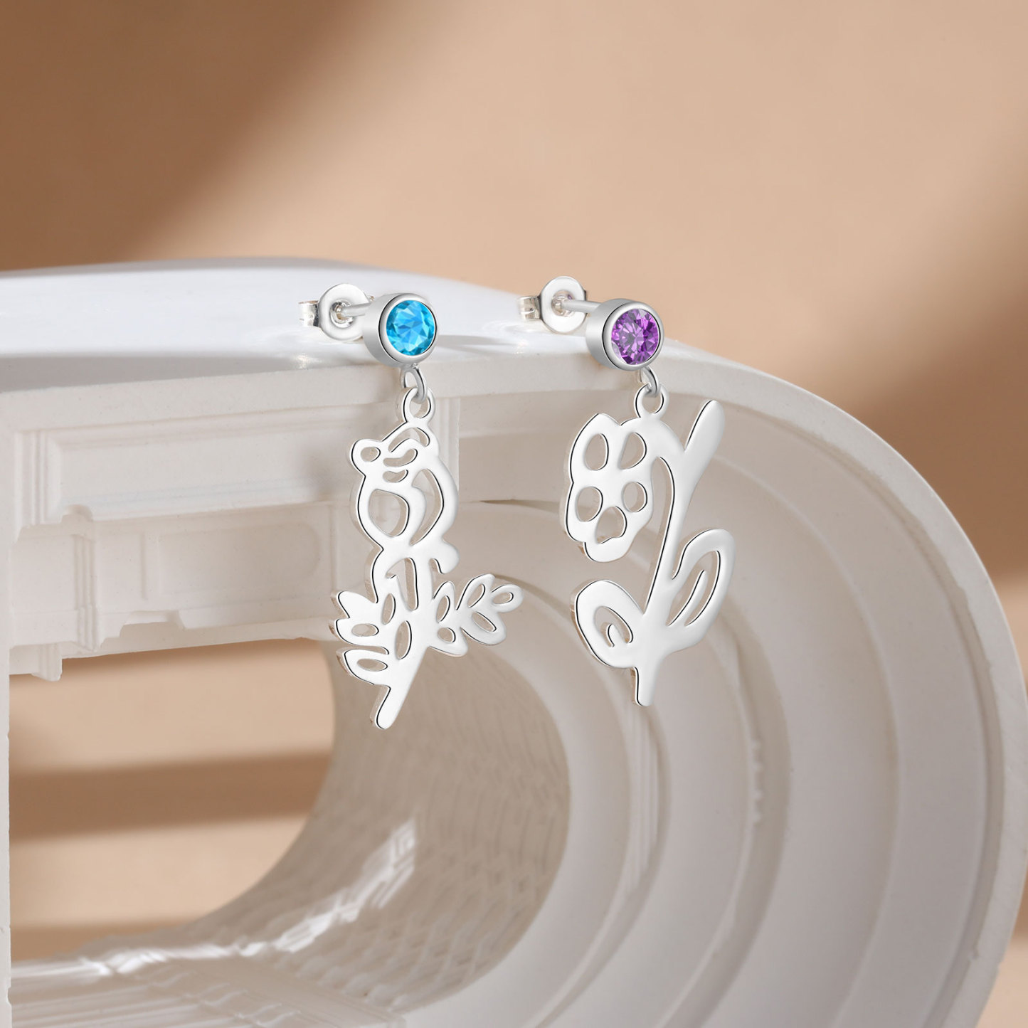 Boucle d'oreille Fleur de Naissance Personnalisé avec Pierre de Naissance