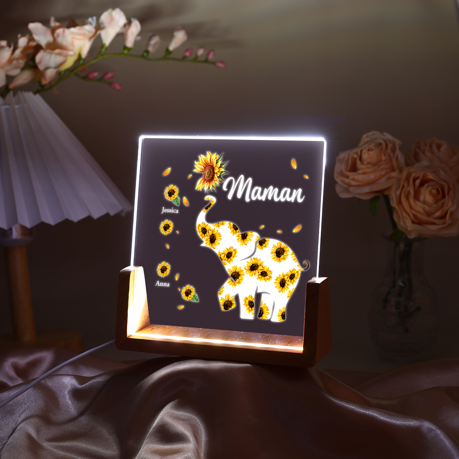 À Maman/Mamie - Lampe de chevet LED Éléphants 2 Prénoms Personnalisés avec Texte