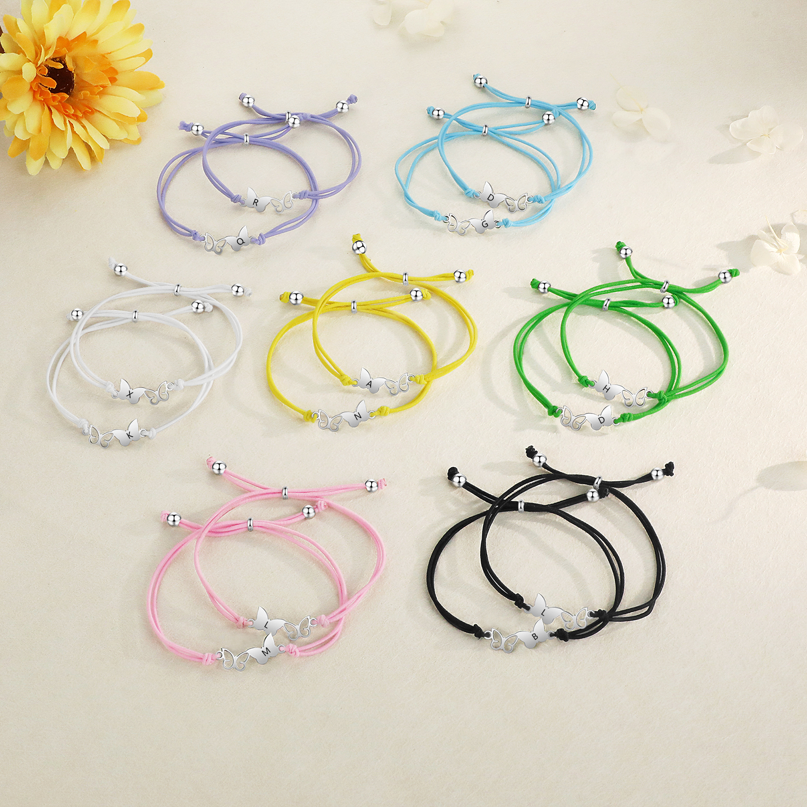 2PCS Ensemble de Bracelets Papillons 2 Lettres Personnalisées Corde élastiques - Cadeau Rentrée Scolaire