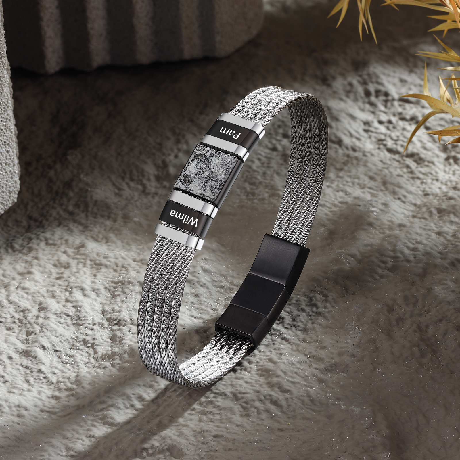 Bracelet Homme  Personnalisé avec Gravure de 4 Prénoms en Acier et Cuir - Cadeau Pour Homme | Jessemade