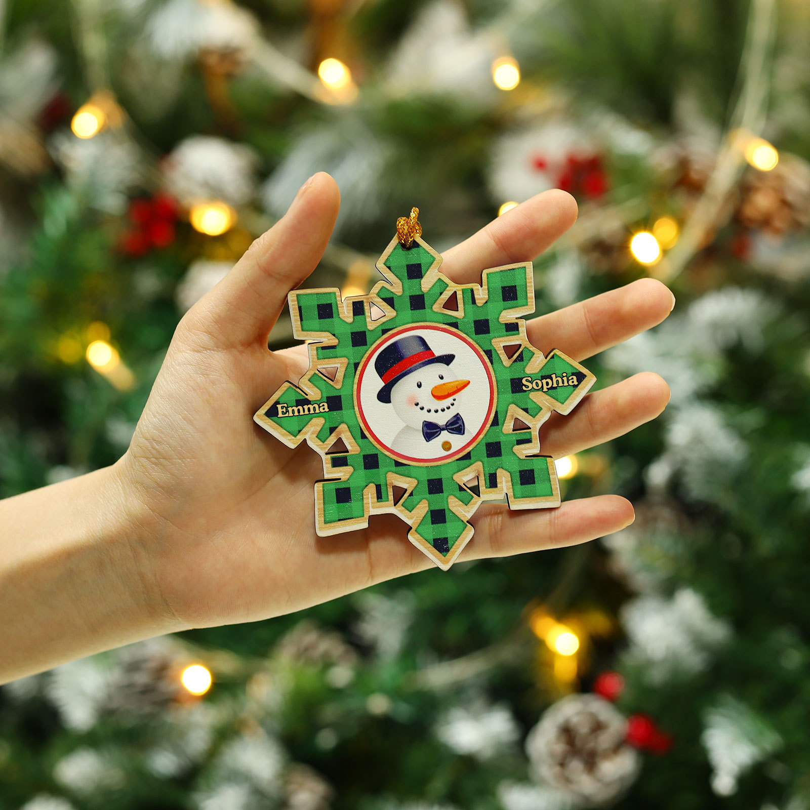 2-6 Noms Décoration Sapin Noël Personnalisés Décoration Flocon en Bois en couleur Vert | Jessemade