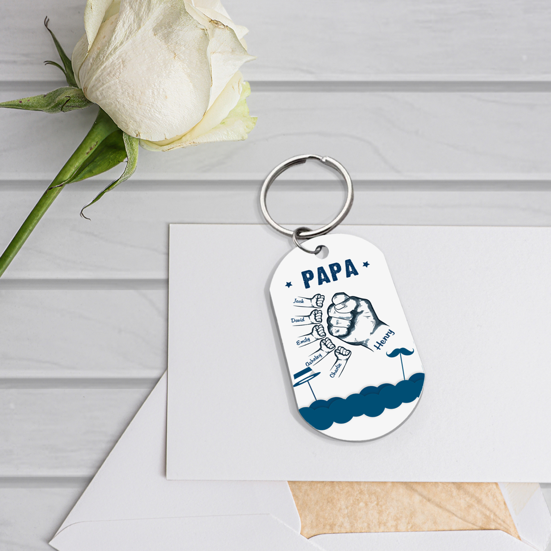 À Papa/Papi - Porte-Clés Poings 6 Prénoms Personnalisés