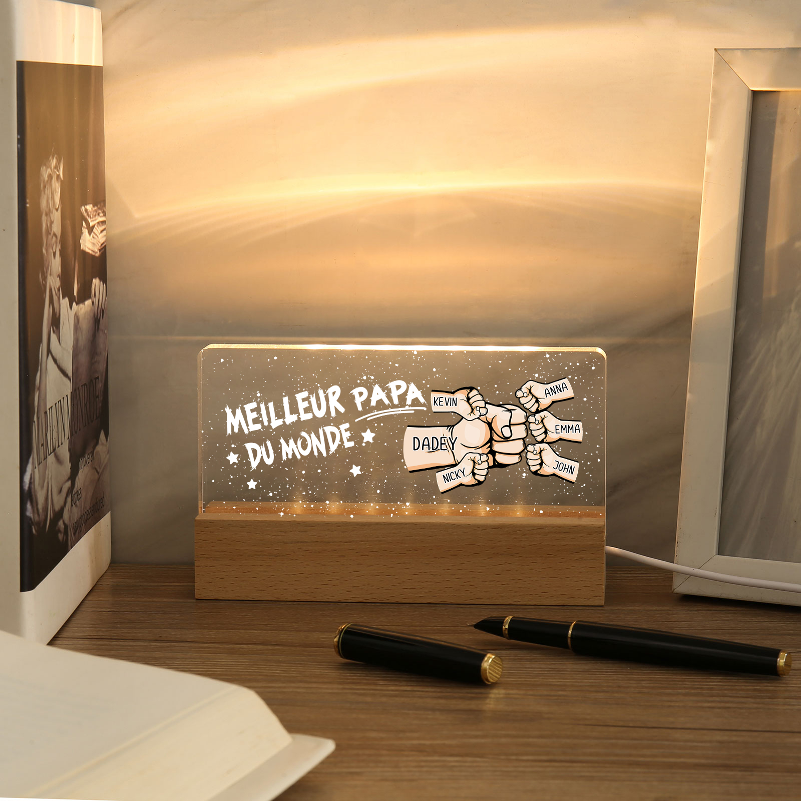 À mon Papa- Lampe de chevet LED Poings 6 Prénoms Personnalisés