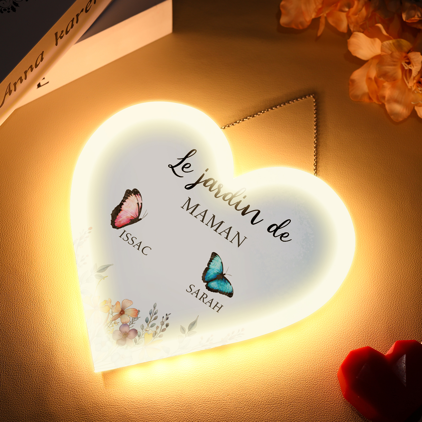 À Maman/Mamie - Veilleuse Cœur Décoration Fleur et Papillon 2 Prénoms Personnalisés avec 1 Texte