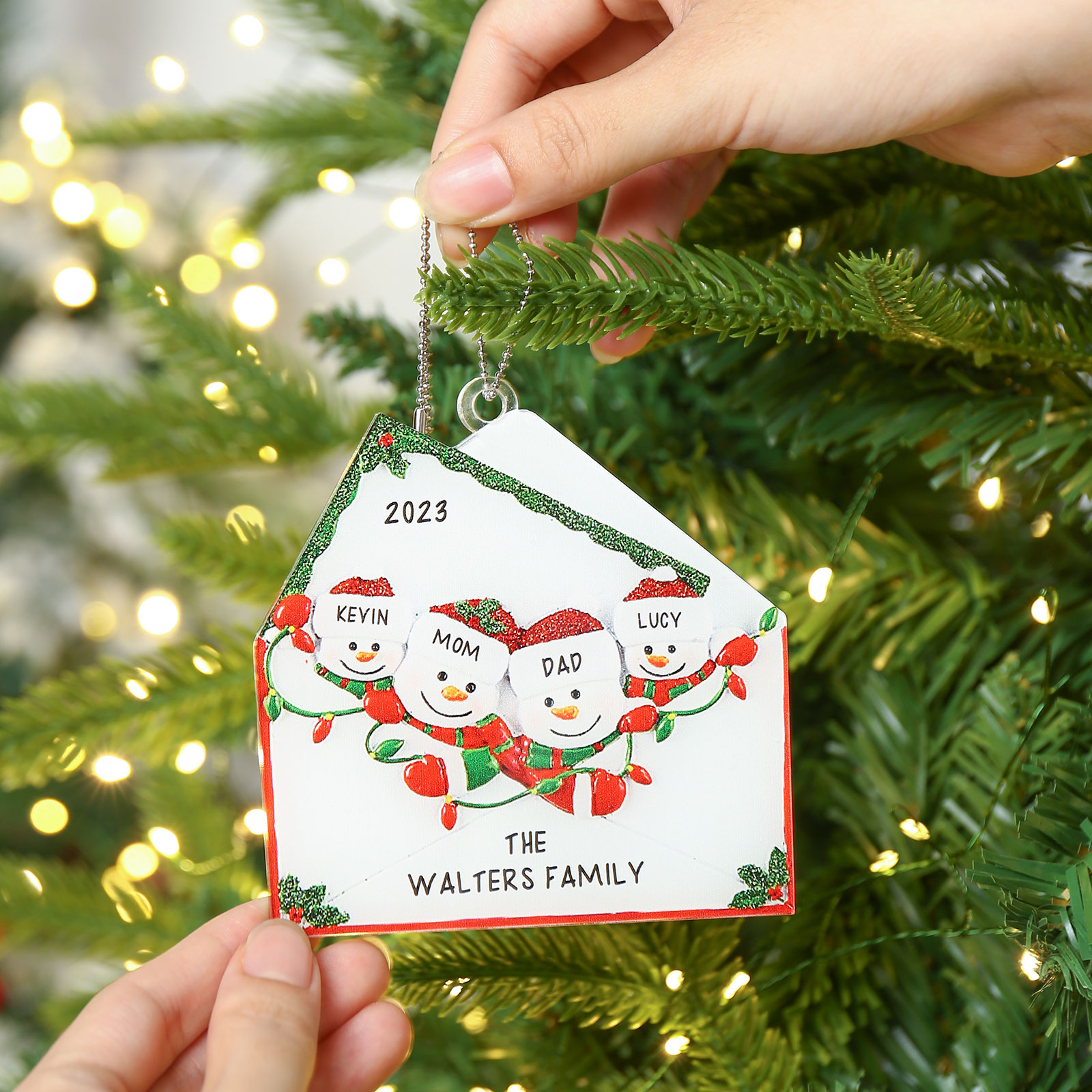 2-6 Noms Ornements de Noël Acrylique Personnalisés avec Texte et Année Bonhomme de neige