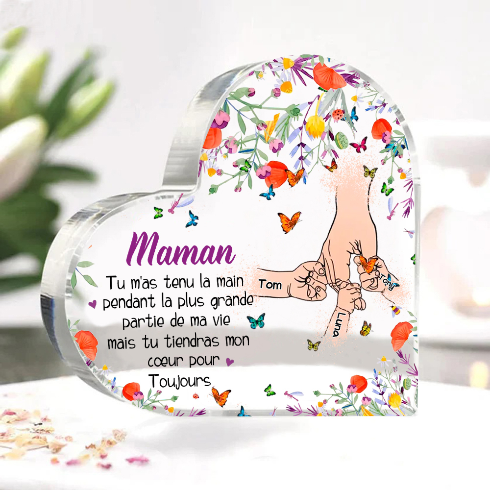 À ma Maman - Plaque Acrylique en Forme de Cœur 3 Prénoms Personnalisés la Mian dans la Main