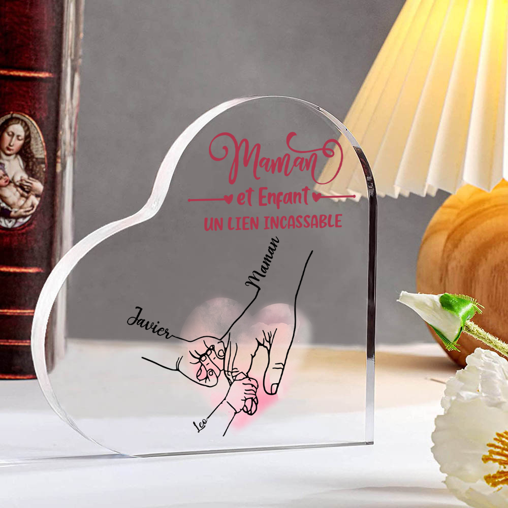 À ma Maman - Plaque Acrylique en Forme de Cœur la main dans la main 3 Prénoms Personnalisés
