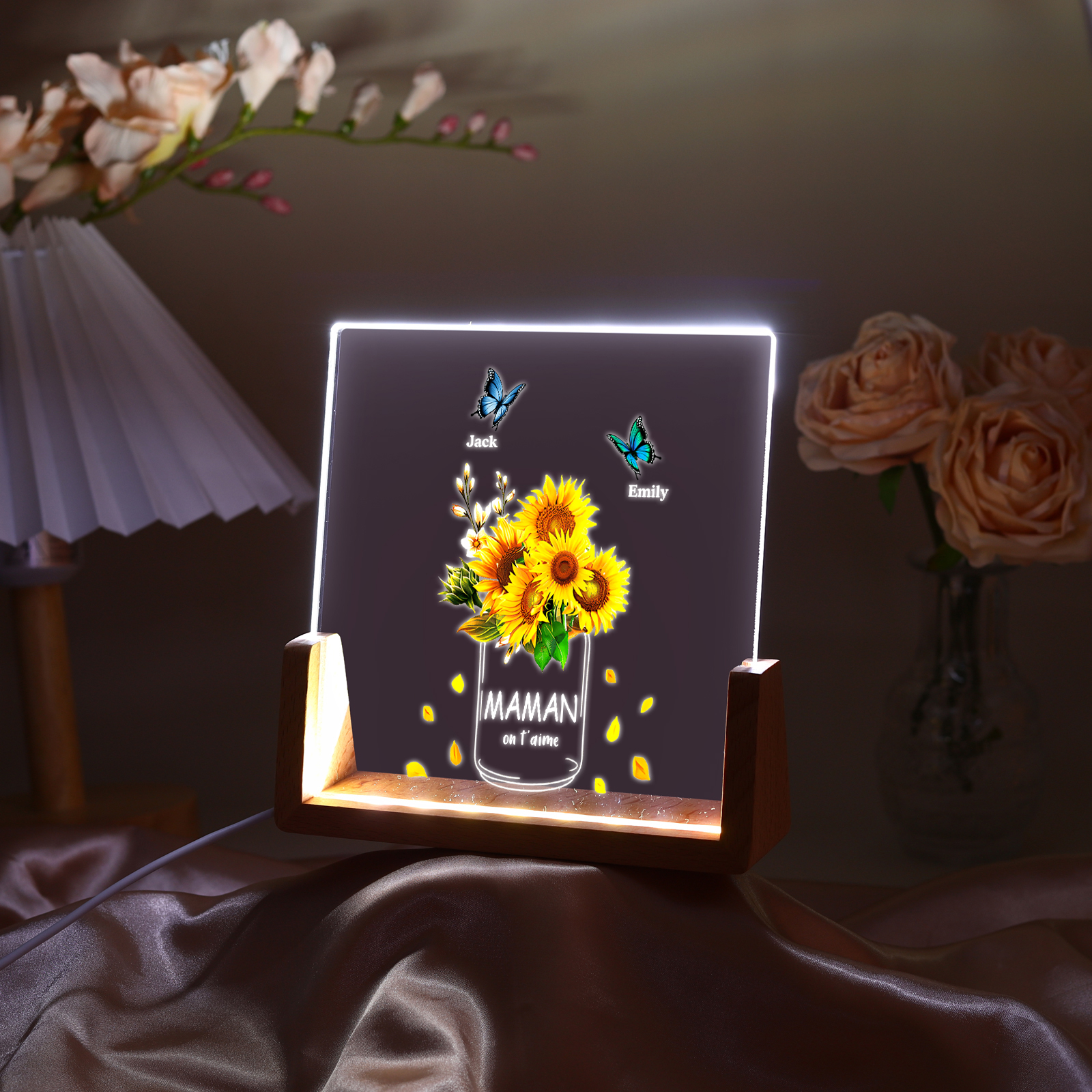 À Maman/Mamie - Lampe de chevet LED Tournesol 2 Prénoms Personnalisés avec 2 Textes pour Famille