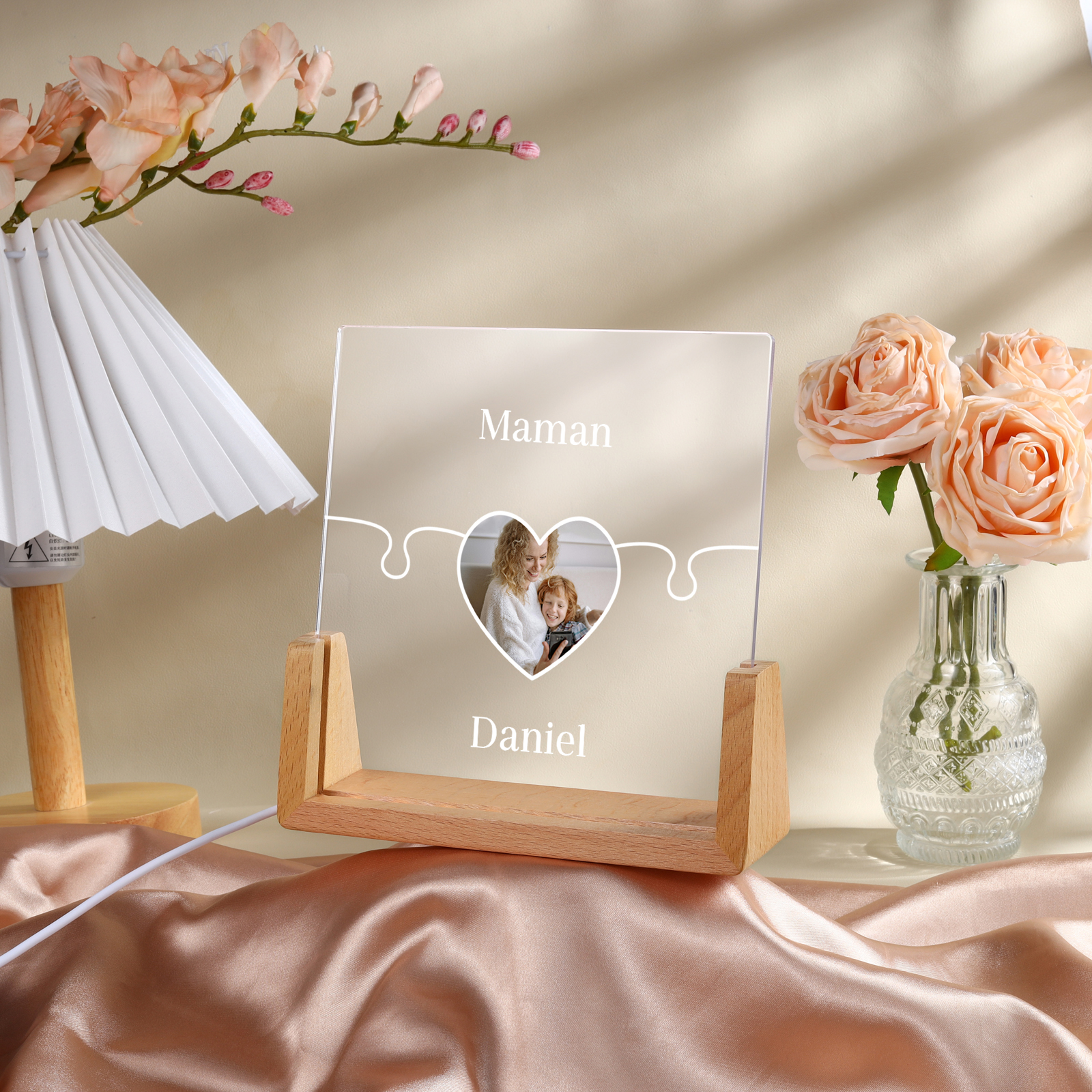 Lampe de chevet LED Puzzles 2 Prénoms Personnalisés avec Photo pour Famille