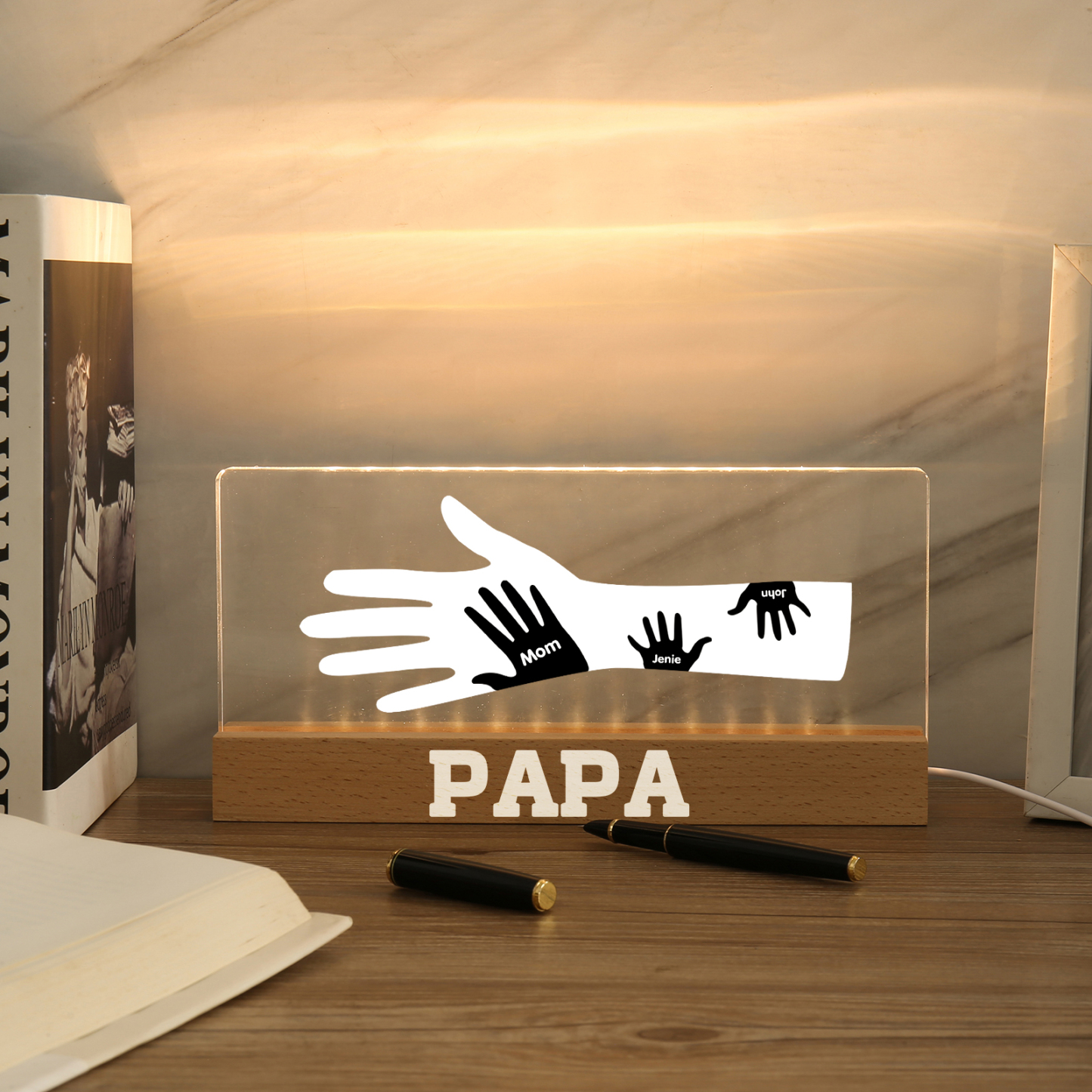 À Papa/Maman- Lampe de chevet LED Mains 3 Prénoms Personnalisés avec Texte pour Famille