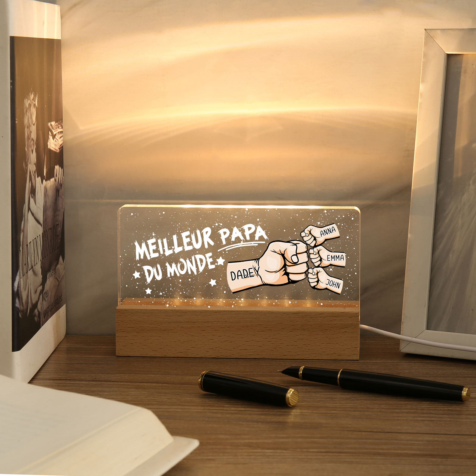 À mon Papa- Lampe de chevet LED Poings 4 Prénoms Personnalisés