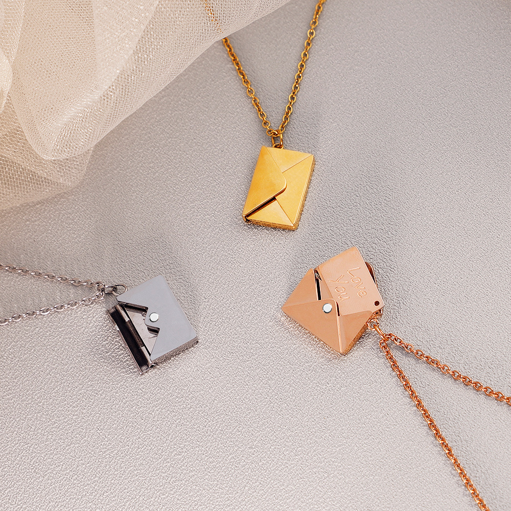 Collier enveloppe texte Personnalisée Pendentif