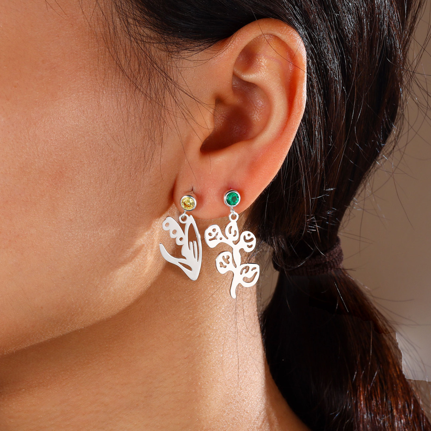 Boucle d'oreille Fleur de Naissance Personnalisé avec Pierre de Naissance