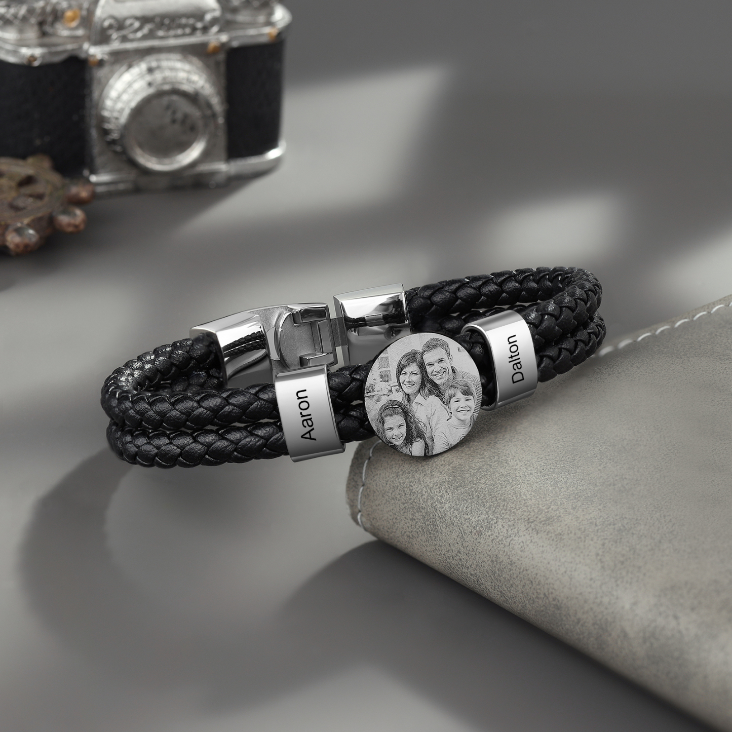 Bracelet en Cuir 2 Prénoms Personnalisés avec Photo