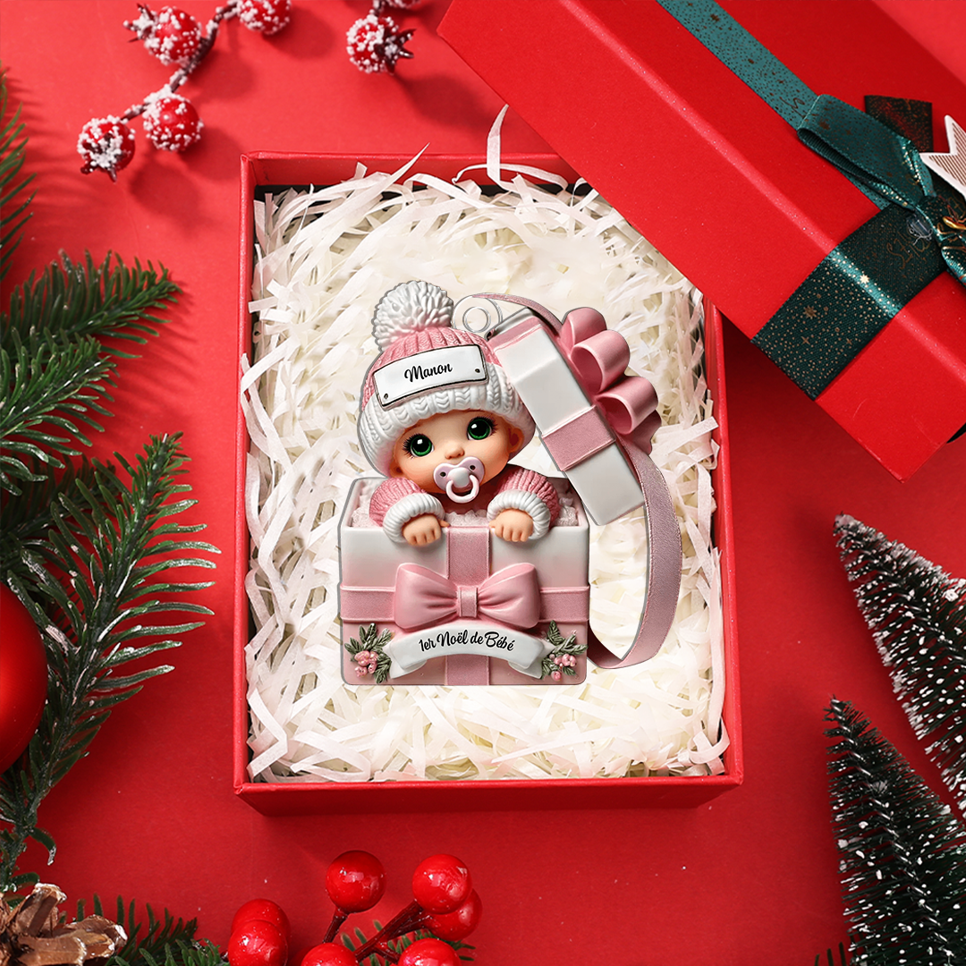 Décoration Sapin Noël personnalisée – Bébé dans une boîte cadeau pour son premier Noël (Design imprimé – non 3D)